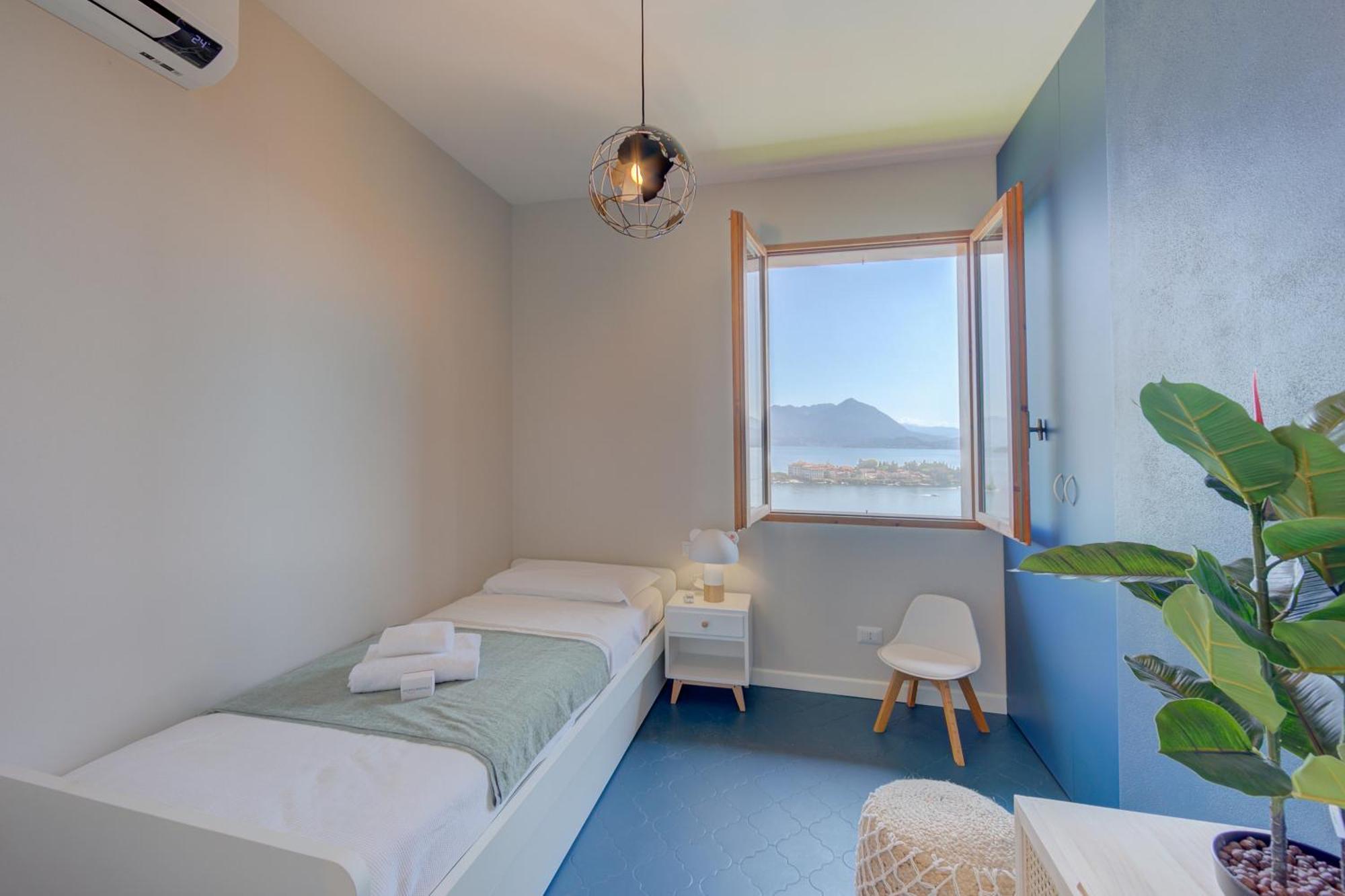 Pandora Lake View Stresa - Happy Rentals Bagian luar foto