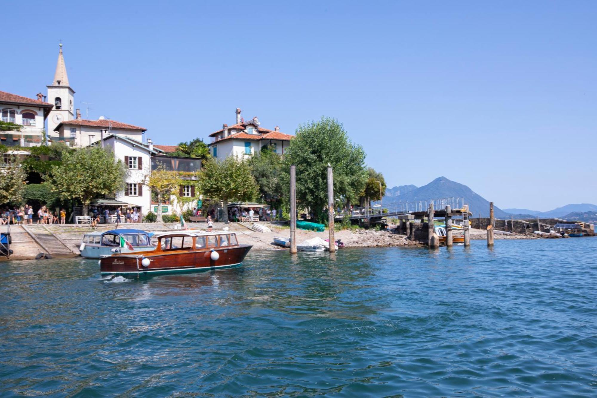 Pandora Lake View Stresa - Happy Rentals Bagian luar foto