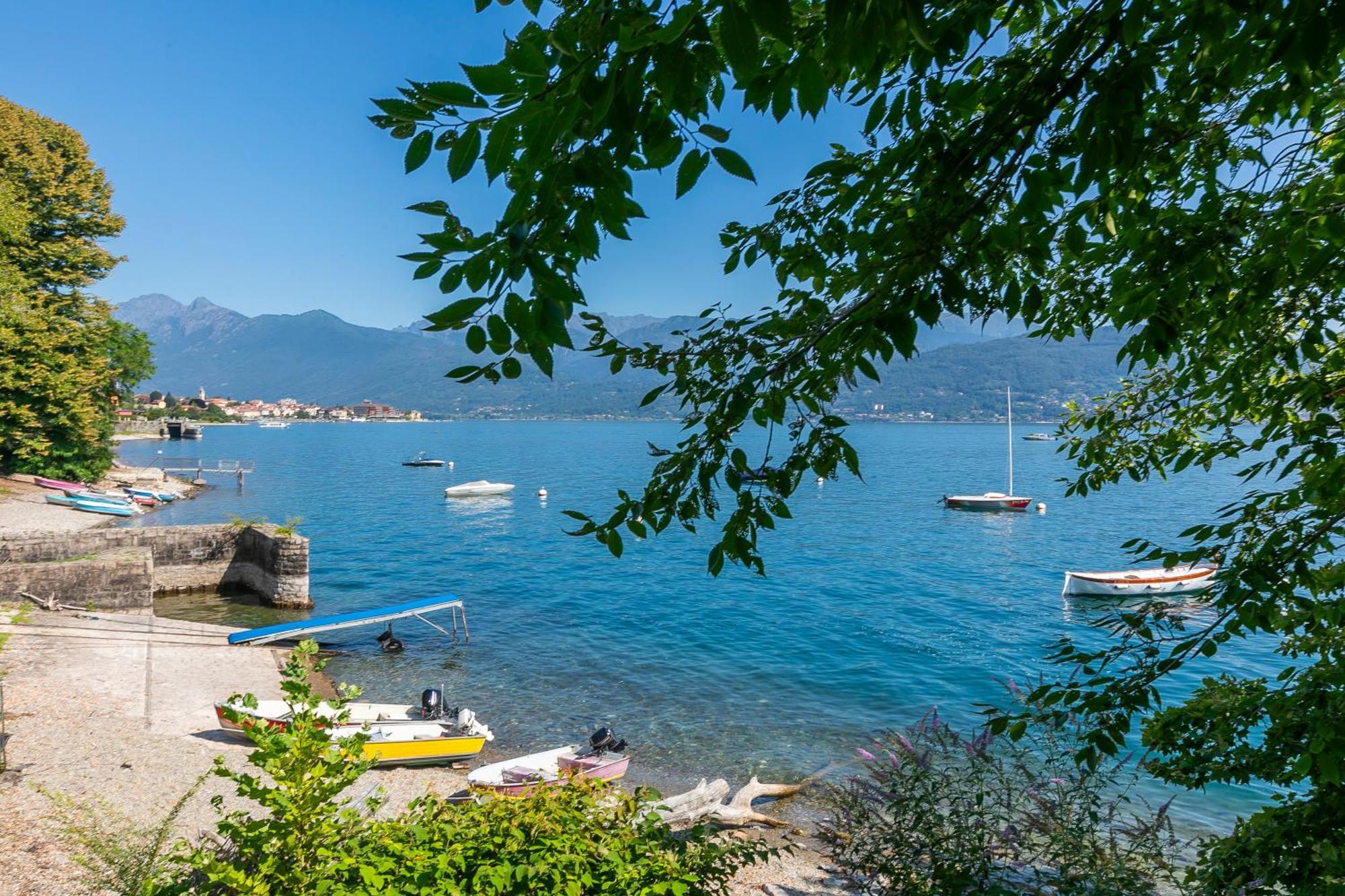 Pandora Lake View Stresa - Happy Rentals Bagian luar foto